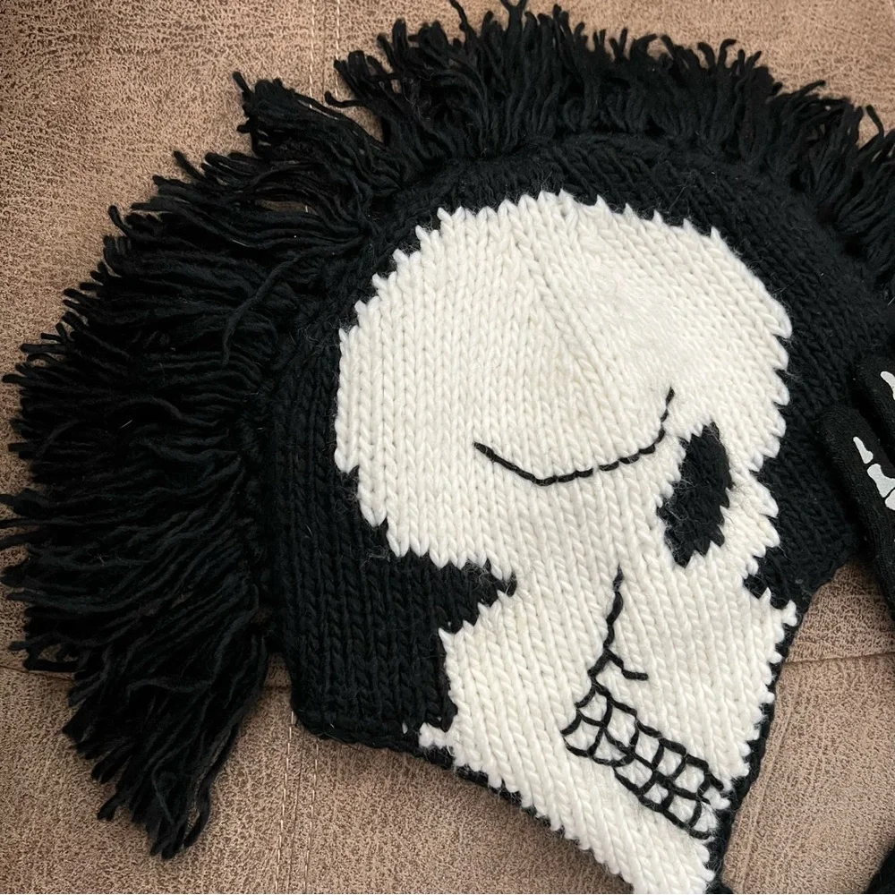 Skull Mohawk Knit Beanie with Skelton Gloves
